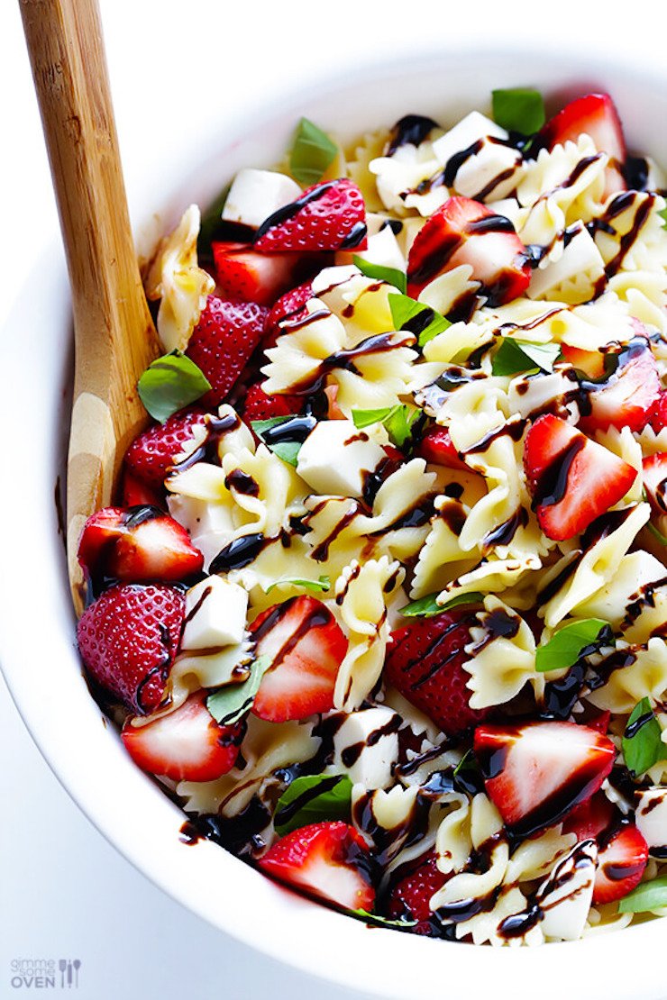 Strawberry Caprese Pasta Salad