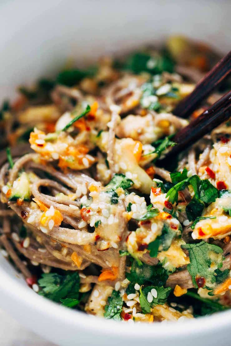 chcken sesame noodle bowl