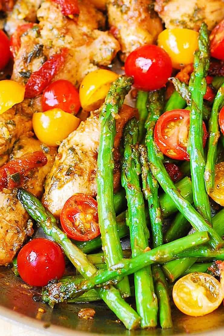 Pesto Chicken And Veggies