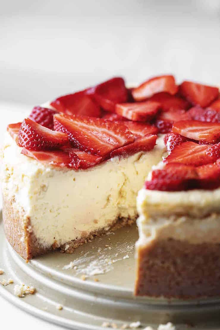 The Best Keto Cheesecake