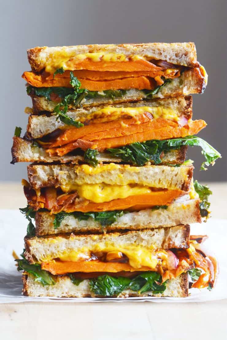 http://thecolorfulkitchen.com/2018/01/15/vegan-balsamic-sweet-potato-grilled-cheese/