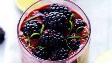 Healthy Breakfast Smoothies - Blackberry Lime Green Smoothie