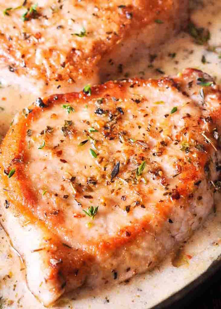 Pork Chops in Creamy White Wine Sauce