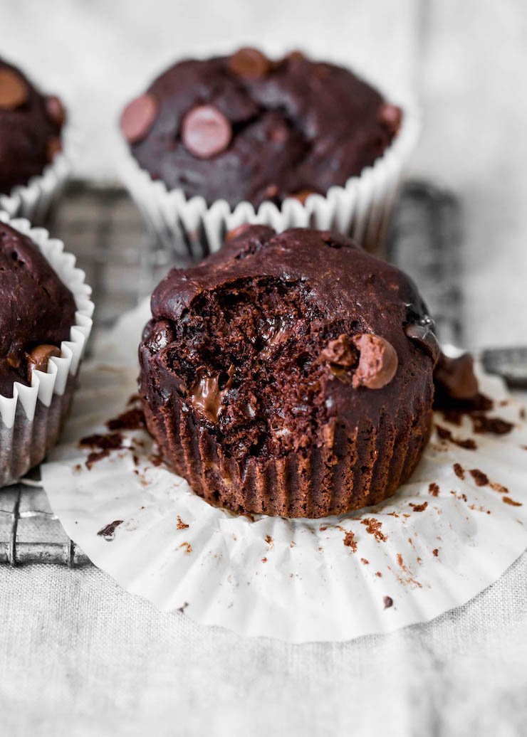 Skinny Double Chocolate Banana Muffins 