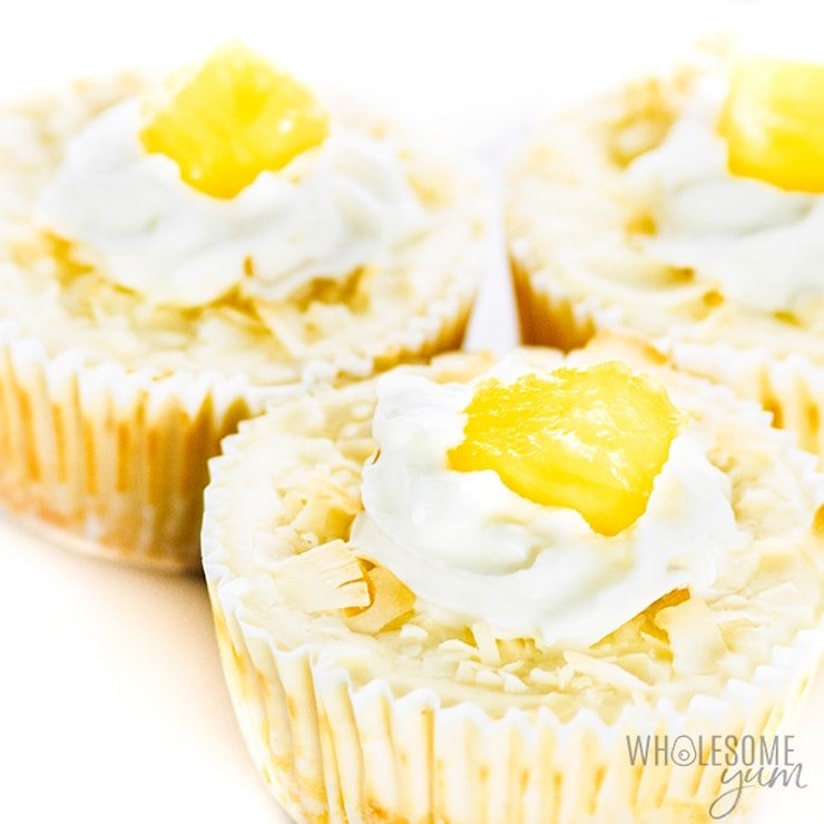 Keto Piña Cheesecake Cupcakes