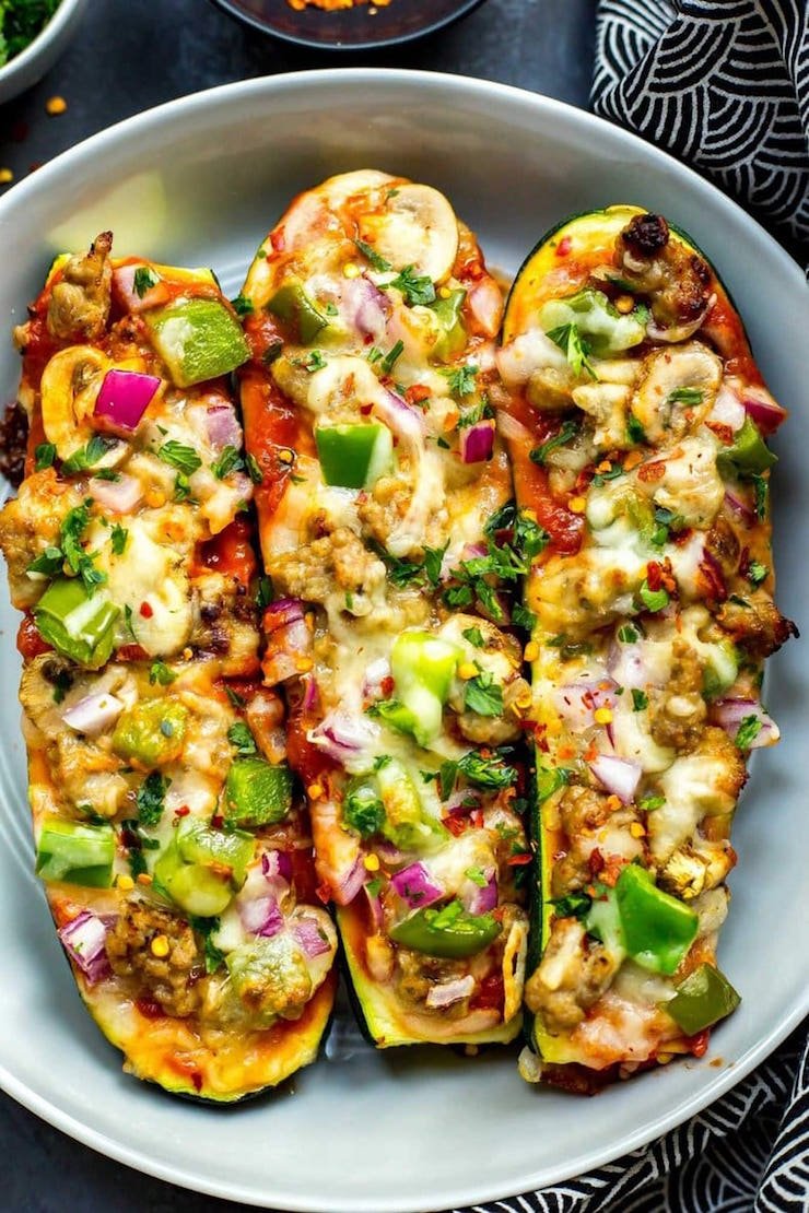 30 Minute Zucchini Pizza Boats