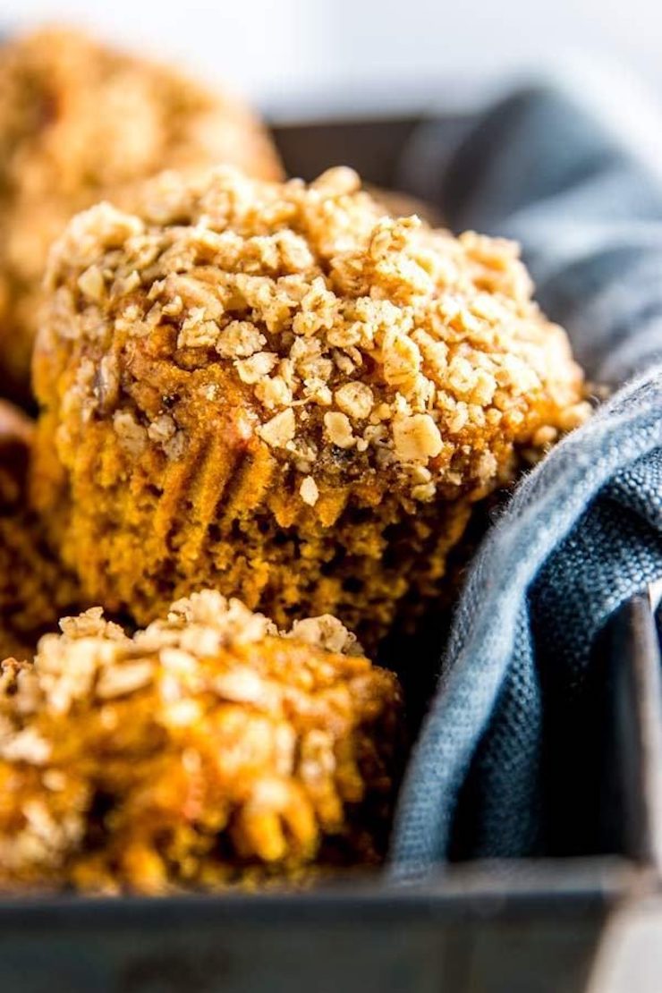 The Best Healthy Pumpkin Muffins